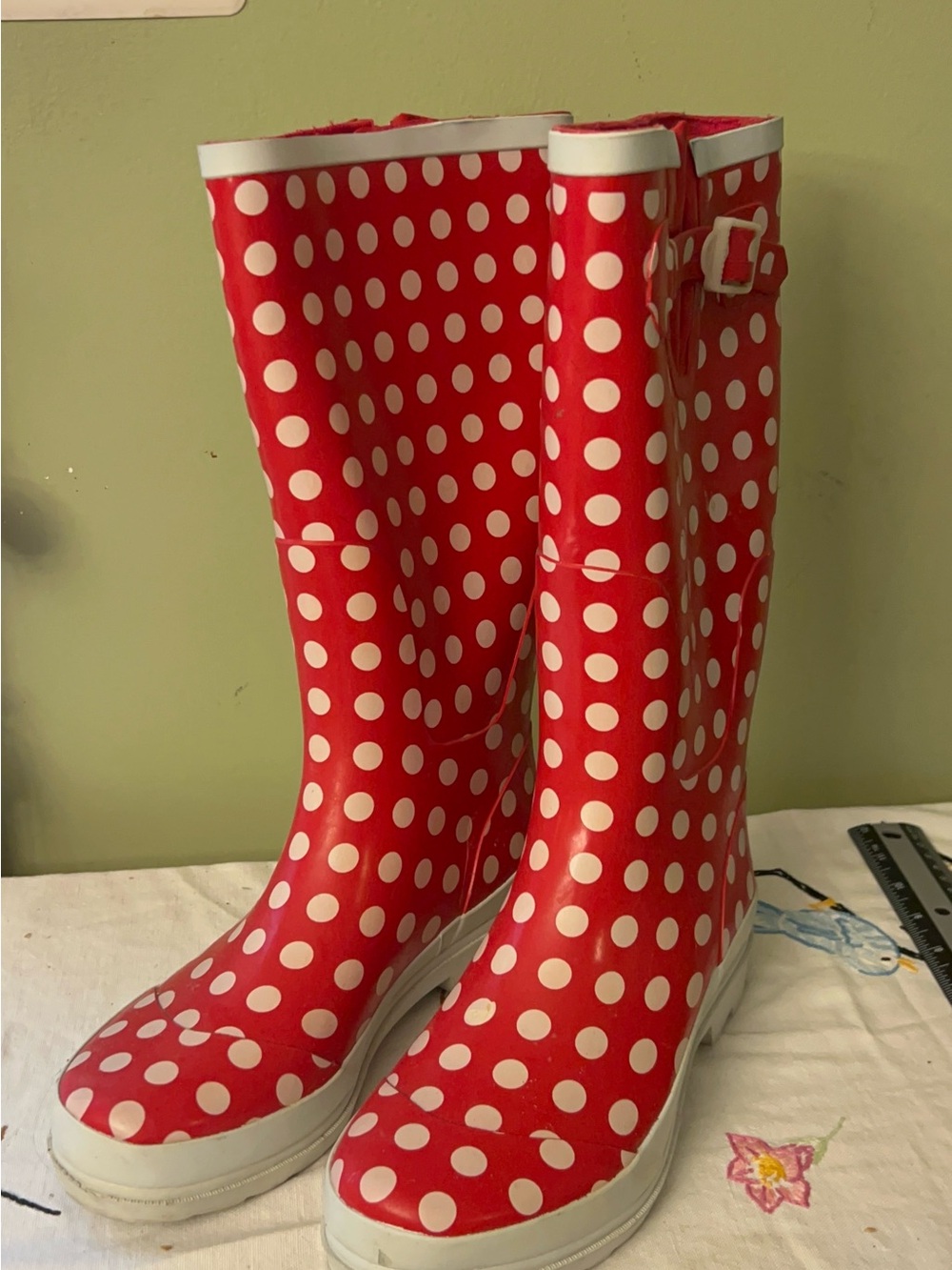 Red Polka Dot Rain Boots with White Trim Size 7 - Picture 2 of 6